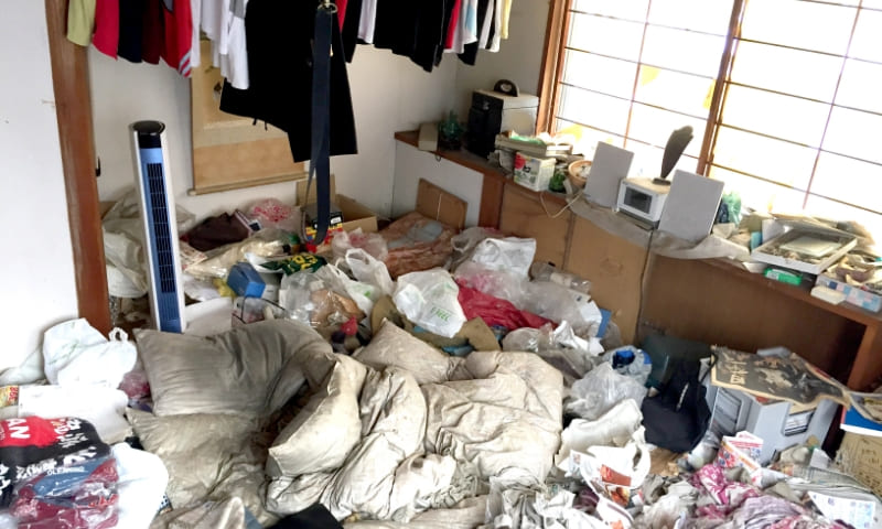 ゴミ屋敷片付け